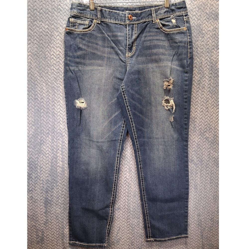 Maurices Distressed Medium Wash Straight Leg Jeans Blue Size 15/16 Stretch